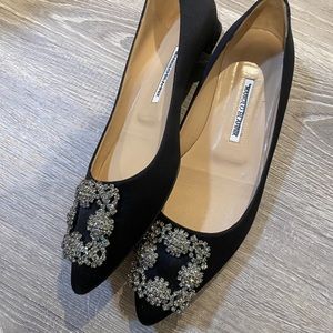 manolo blahnik woman’s shoes